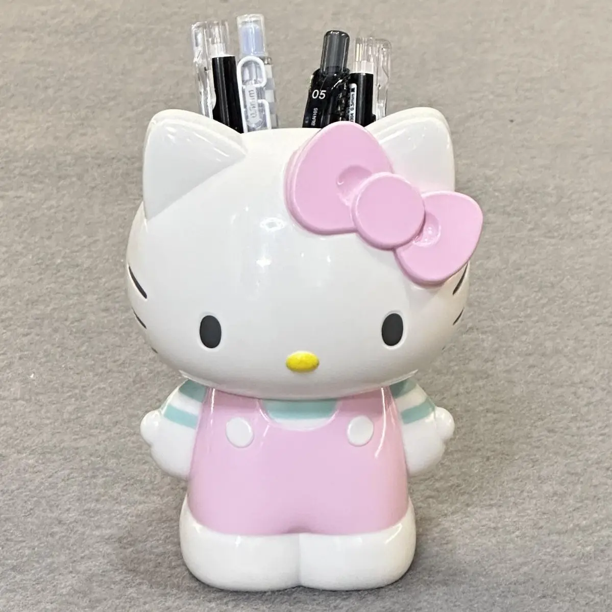 Sanrio HelloKitty pen holder stationeryMelody makeup brush organizer desktop storage ornament gifts