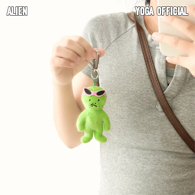 NEW 11CM Green Alien Plush Keychain Pendant Cute Funny Cartoon Hood Doll Toy Bag Pendant Birthday Birthday Gift