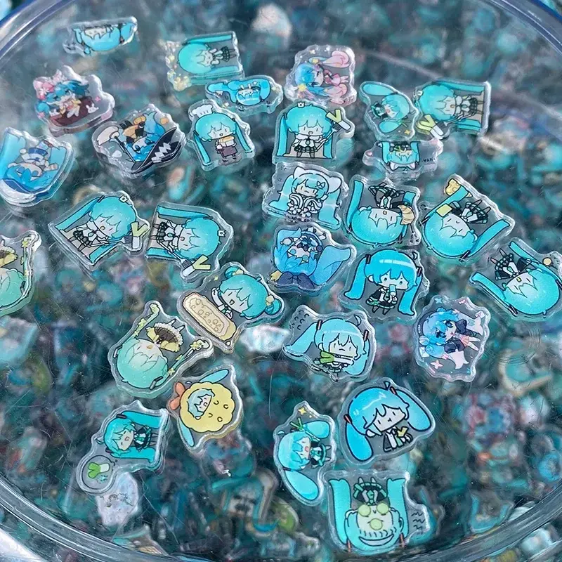 120pcs Anime Hatsune Miku 2.4cm Acrylic Pendant Kawaii Acrylic Patch Handmade Diy Accessories Keychain PP Clip Patch Kids Toys