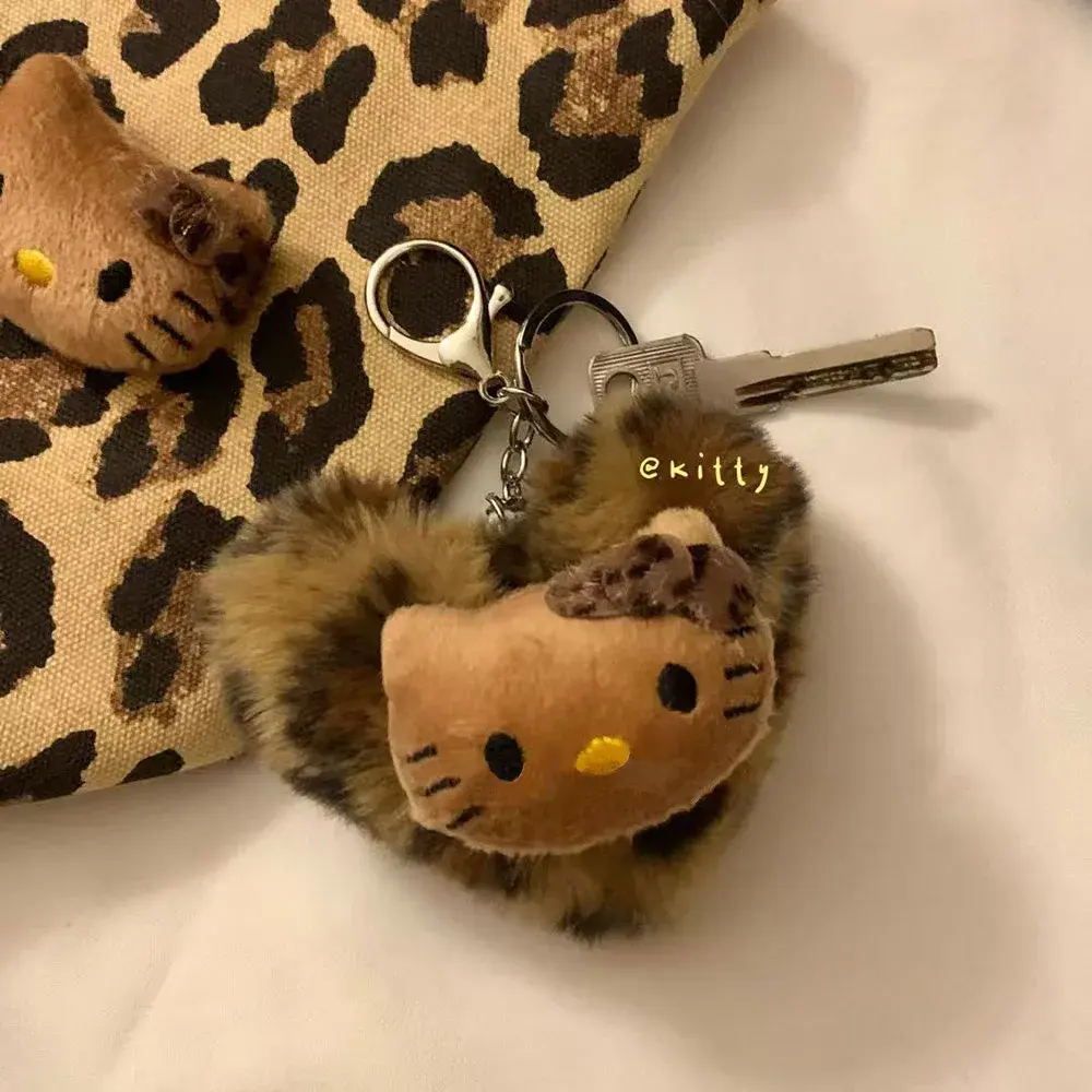 Retro Leopard Doll Pendant Kawaii Anime Toy Keychains Cartoon Fashion Bag Accessories Keyrings Christmas Gifts