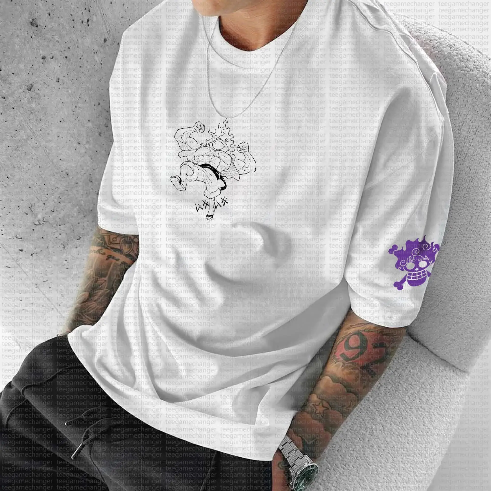 The 2025 Summer New Japanese Anime One Piece Luffy Pure Cotton T-shirt for Men with A Round Neck and Short Sleeves