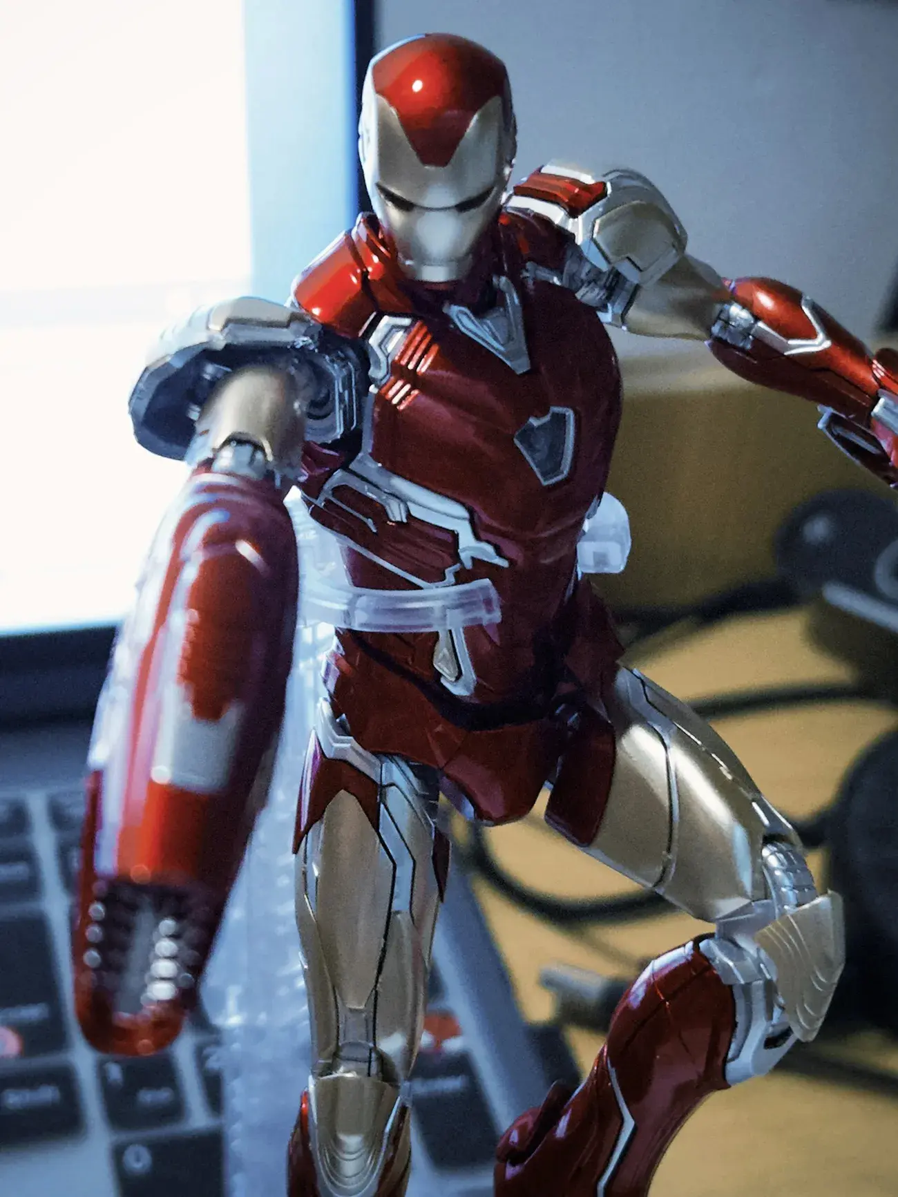 In Stock Iron Man Figure Mk85 Mk50 Assembly Model Kit Iron Man Movable Action Figures Gk Statue Doll Collect Room Desk Toys Gift