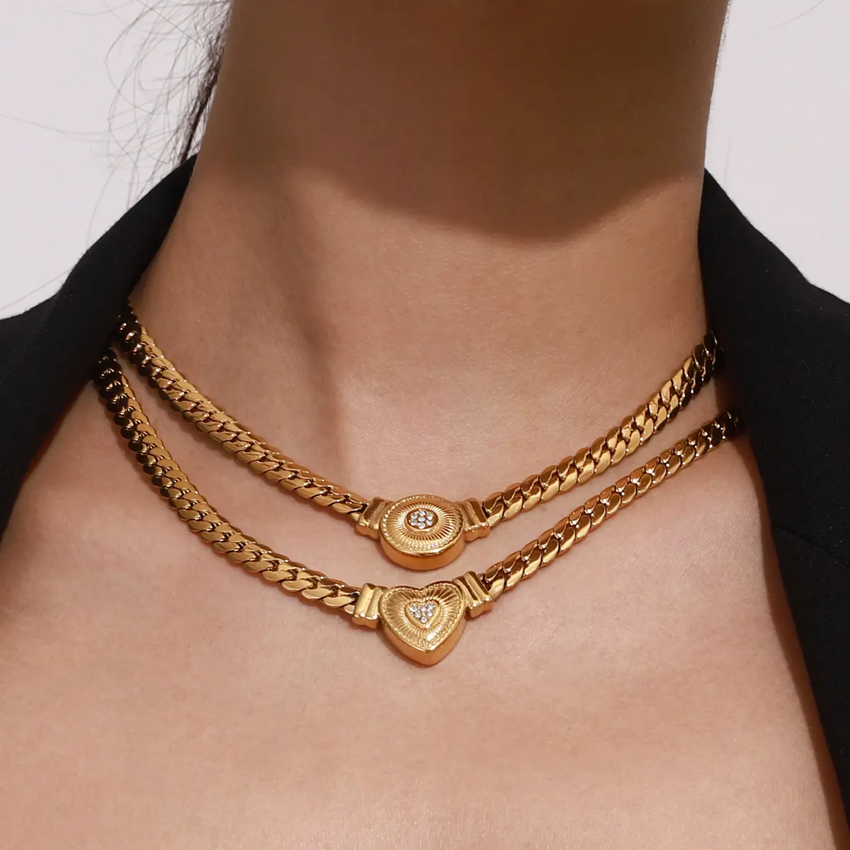 Uworld Retro Ribbed Round Pendant Necklace Watch Chain Necklace Stackable Women's Jewelry Gift for Her