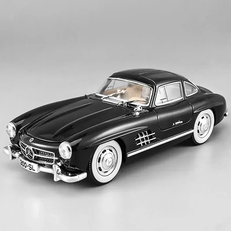 1:24 Mercedes Benz 300SL Alloy Classic Vintage car Model Car Model Diecast Metal Pull Back Sound Light Car For Children Gift
