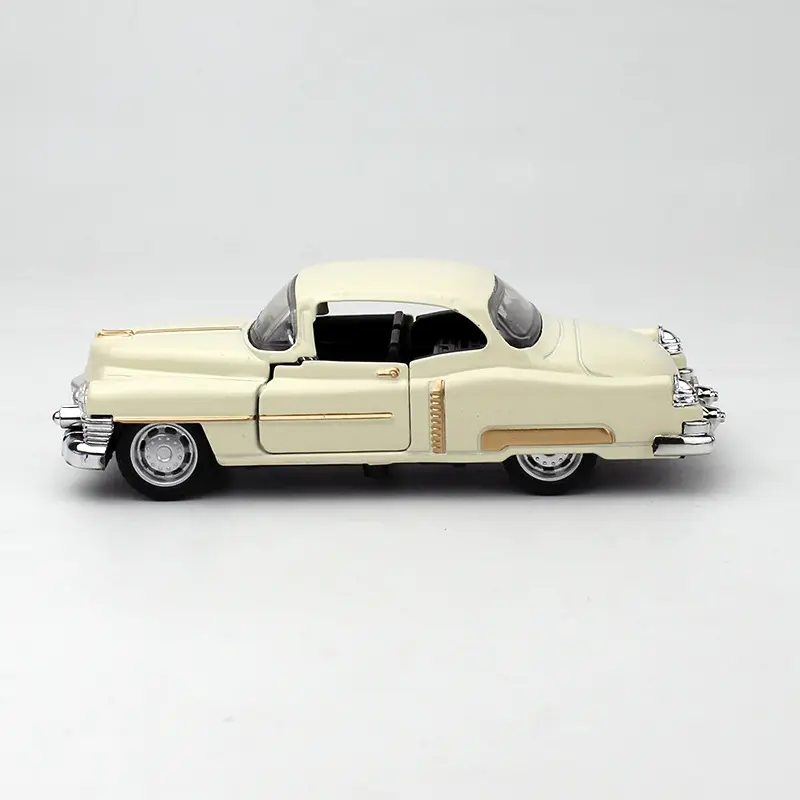 1:32 Alloy Diecast CadillacS Vintage Car Model Classic Pull Back Car Miniature Vehicle Simulate Car Ornaments Collection Toys