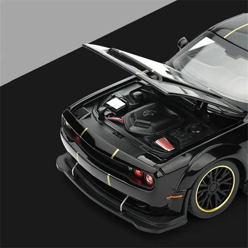 1:32 Dodge Challenger SRT Redeye Hellcat Alloy Musle Car Model Diecast Metal Sports Car Vehicles Model Sound Light Kids Toy Gift