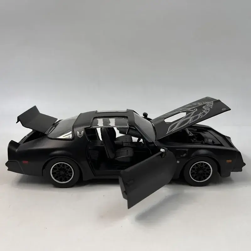 Jada 1:24 Scale Tego’s 1977 Pontiac Firebird Diecast Car Model Die-Cast & Toy Simulation Adult Fans Collectible Toys Gift