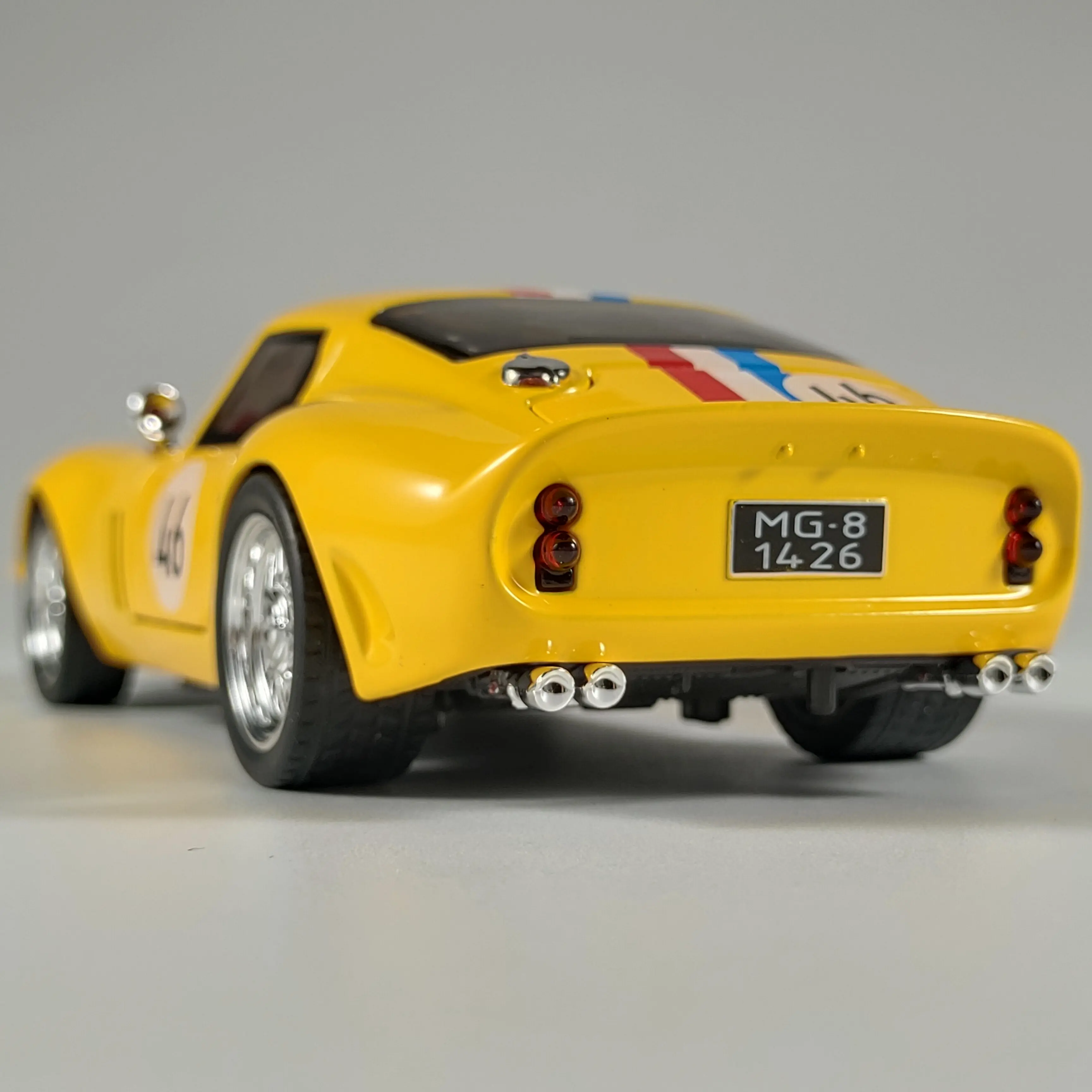 324