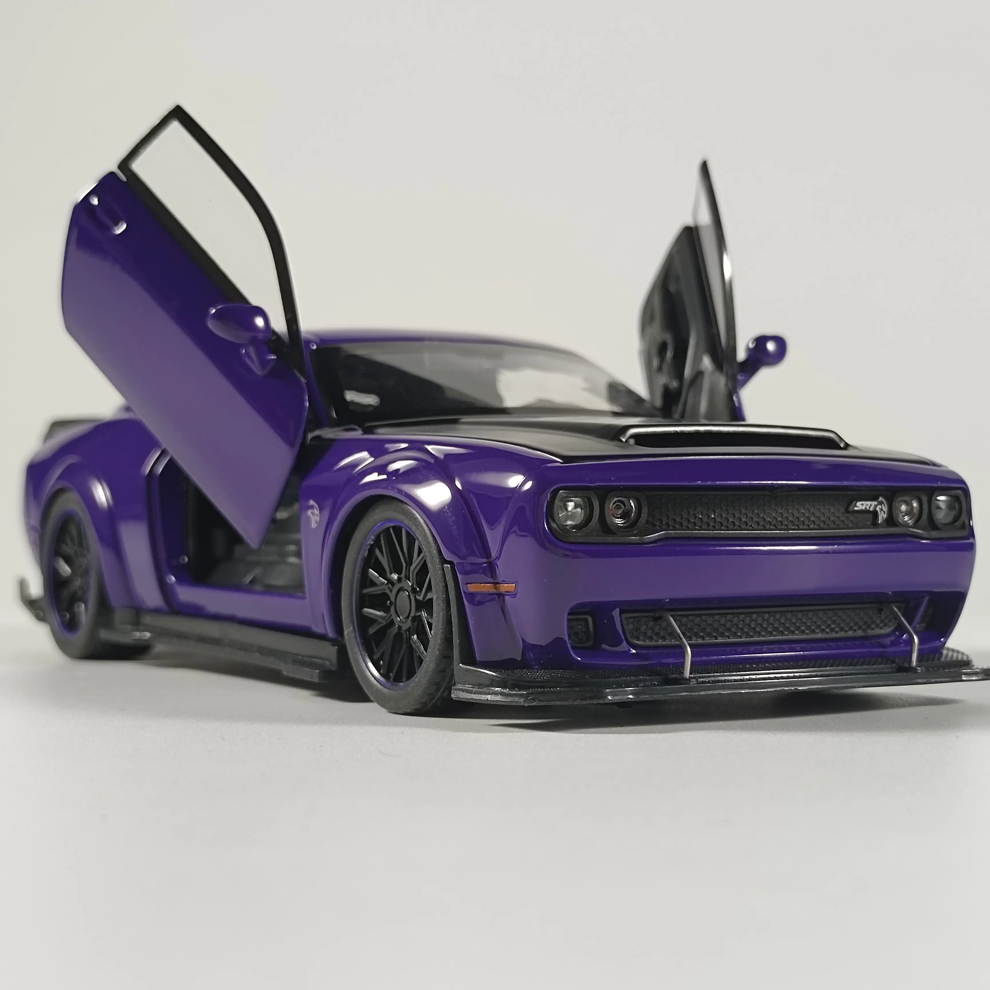 324