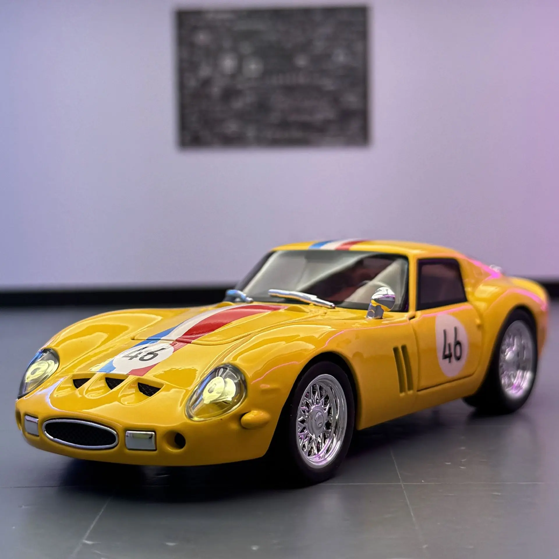 324
