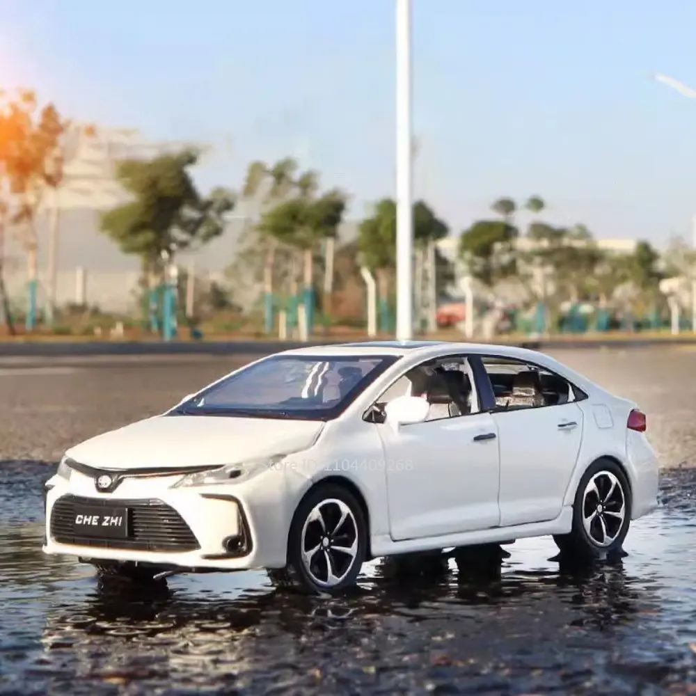 1:32 Scale Corolla GR86 Alloy Car Model Toy Metal Diecast Simulation Sound Light Pull Back Vehicles Models Collection Kids Toys