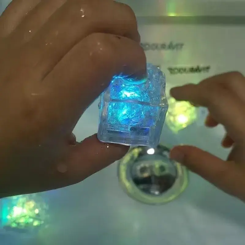 6/12PCS Baby Bath Toy Bathtub LED Light Up Toys Colorful Waterproof Glowing Bath Toys for Boys Girls Infant Birthday Xmas Gift