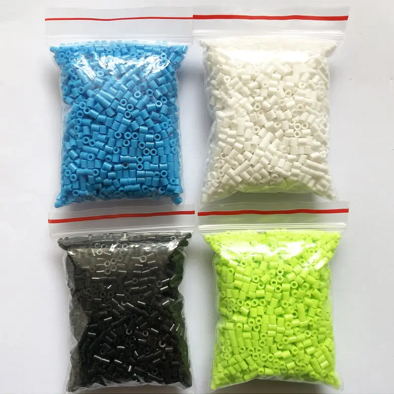 2.6mm/4pcs bag Mini 8000pcs Perler Hama Beads Iron Beads for Kids Diy Puzzles High Quality Handmade Gift Toy