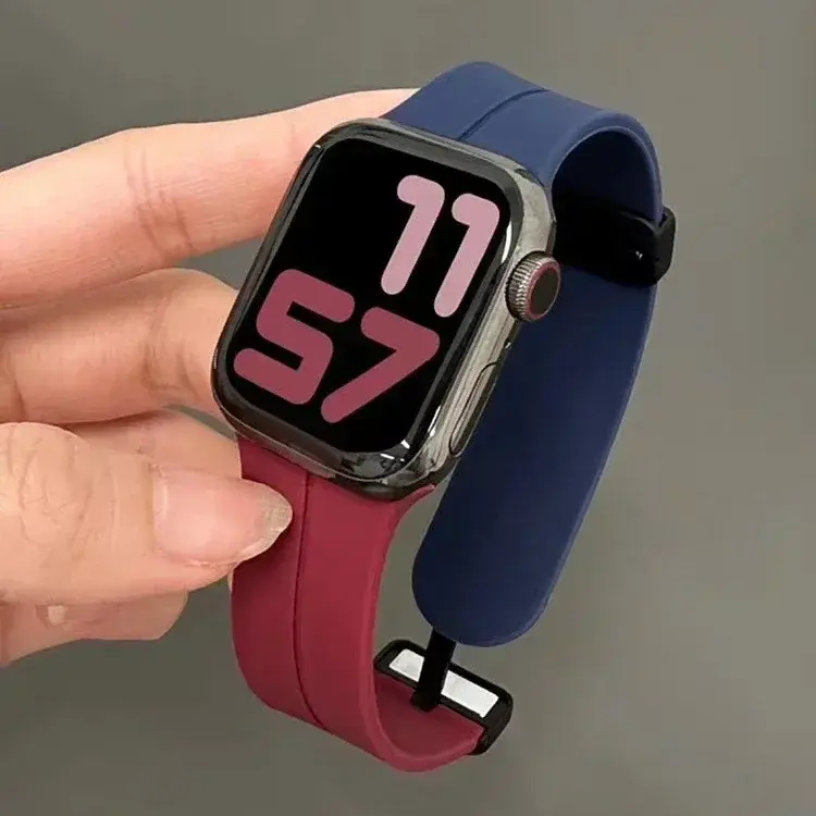 Magnetic Strap For Apple watch ultra band 49mm 45 mm Silicone Bracelet iWatch Series 7 8 se 6 5 3 44mm 45mm 40mm 41mm 42mm 38mm
