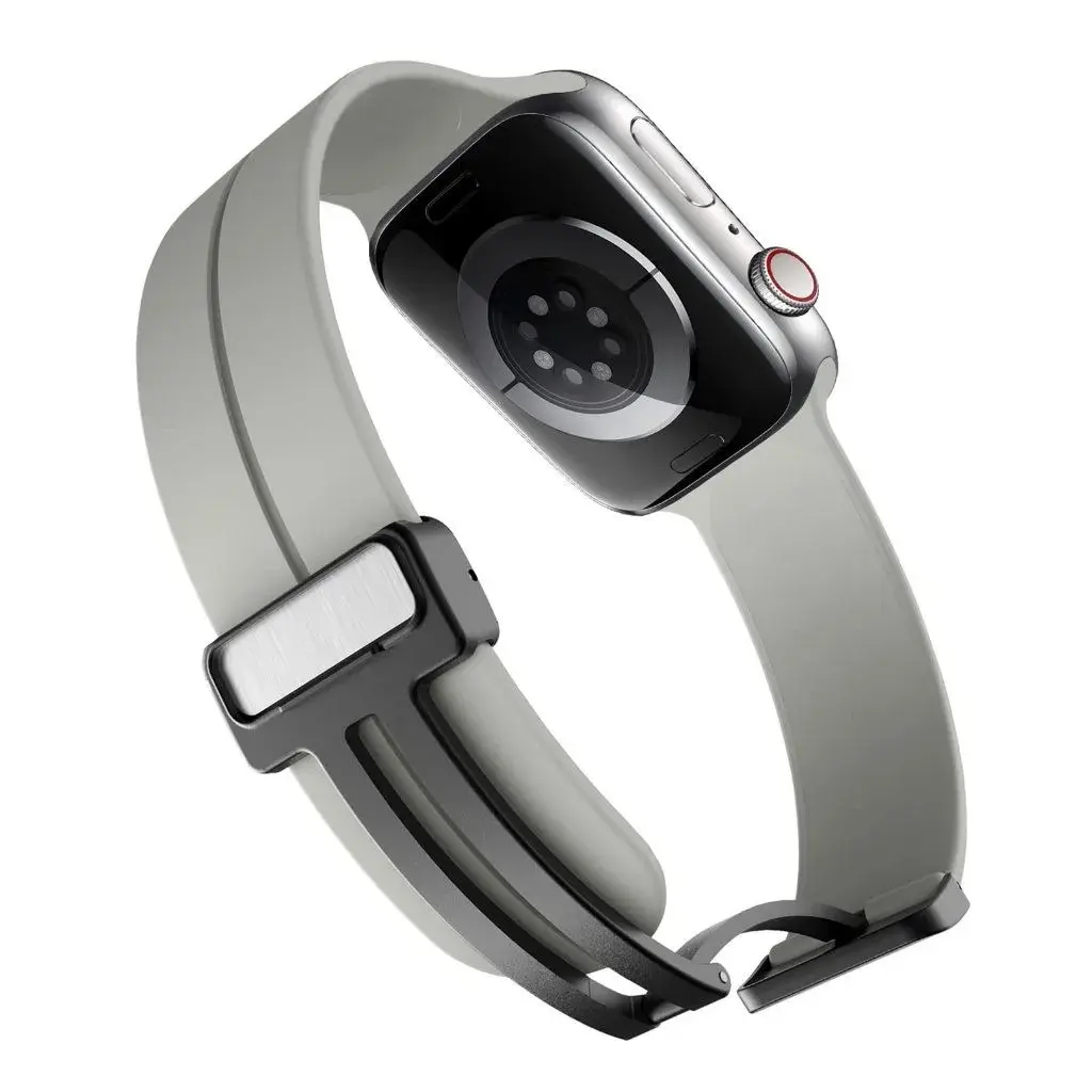 Magnetic Strap For Apple watch ultra band 49mm 45 mm Silicone Bracelet iWatch Series 7 8 se 6 5 3 44mm 45mm 40mm 41mm 42mm 38mm