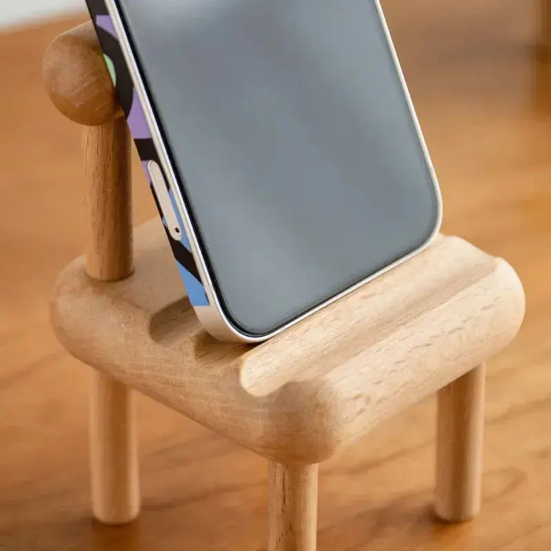 New Simple Universal Portable Solid Wood Cell Phone Racks Desk Stand Holder for Mobile Phone Tablet PC E-reader Home Accessories