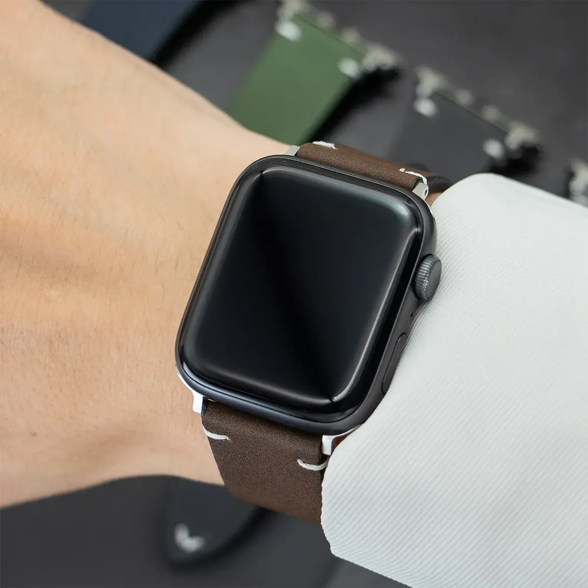 Strap for Apple Watch Ultra/2 49mm 38/40/41/S10-42mm 42/44/45/46/49mm Leather Watchband for iwatch 10 9 8 7 4 5 6 se Accessories