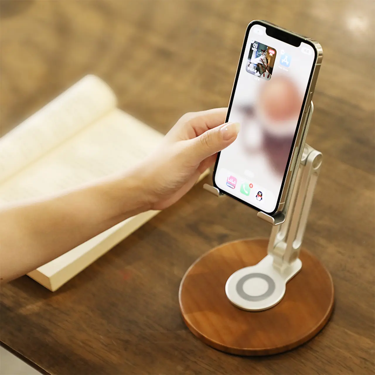 Phone Tablet Wooden Base 360° Rotation Stand For iPad iPhone Cellphone Smartphone Telephone Mobile Phones Reader Universal Stand