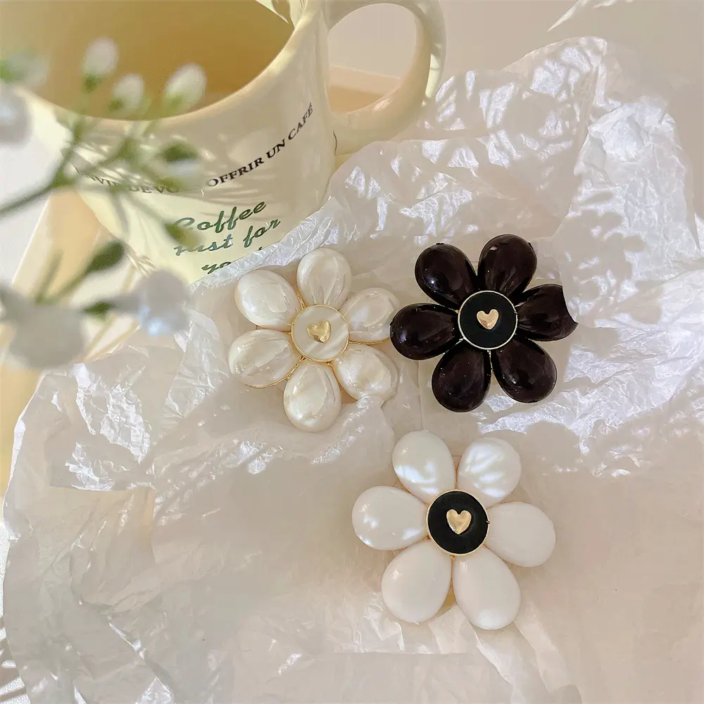 Korea Cute 3D Glossy Flower Phone Grip Tok Griptok Korean Holder Ring For iPhone 14 Accessories Laser Heart Phone Stand Holder