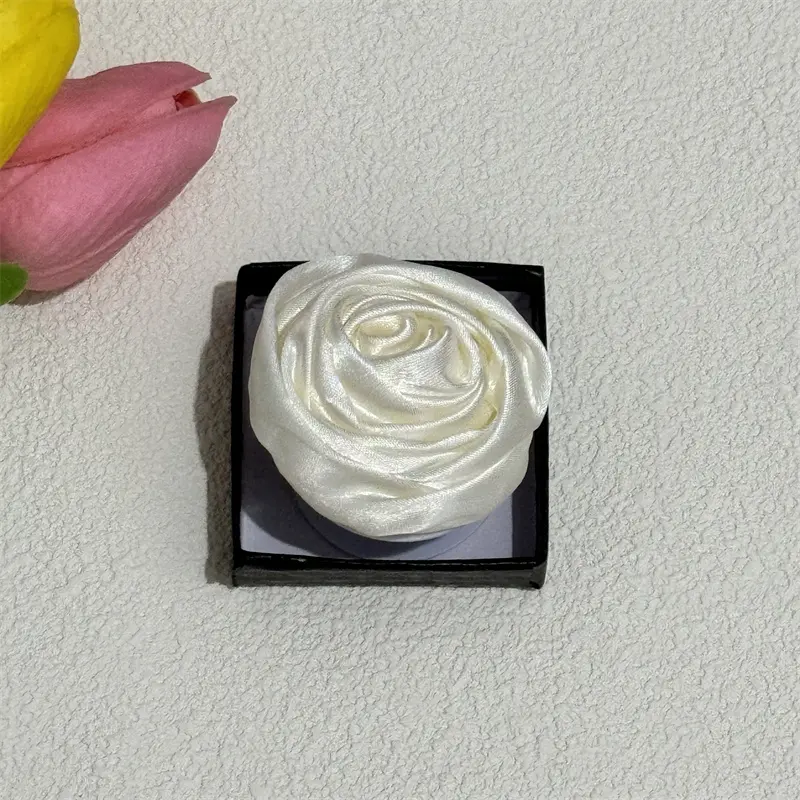 High Quality Handmade Satin Fabric Rose Flower Mobile Phone Stand Holder Grip Tok Support Flora Universal Case Cover Bracket