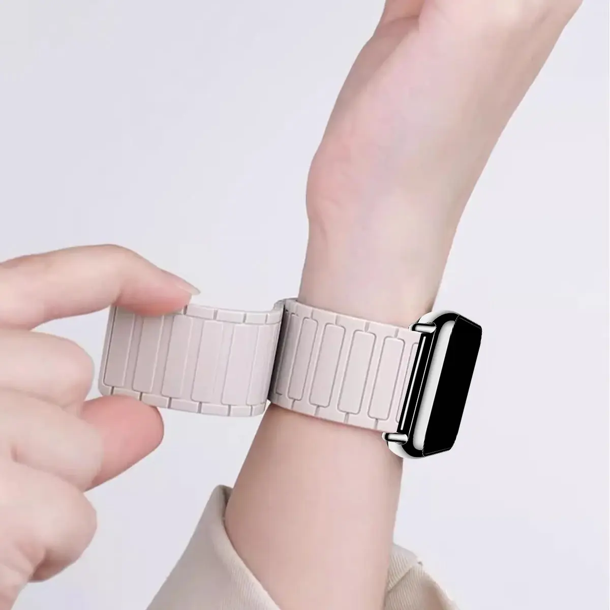 Silicone Strap for Redmi watch 5 4 Magnetic Sports Band for Xiaomi Mi band 9 pro 8 pro Correa Breathable Bracelet Accessories