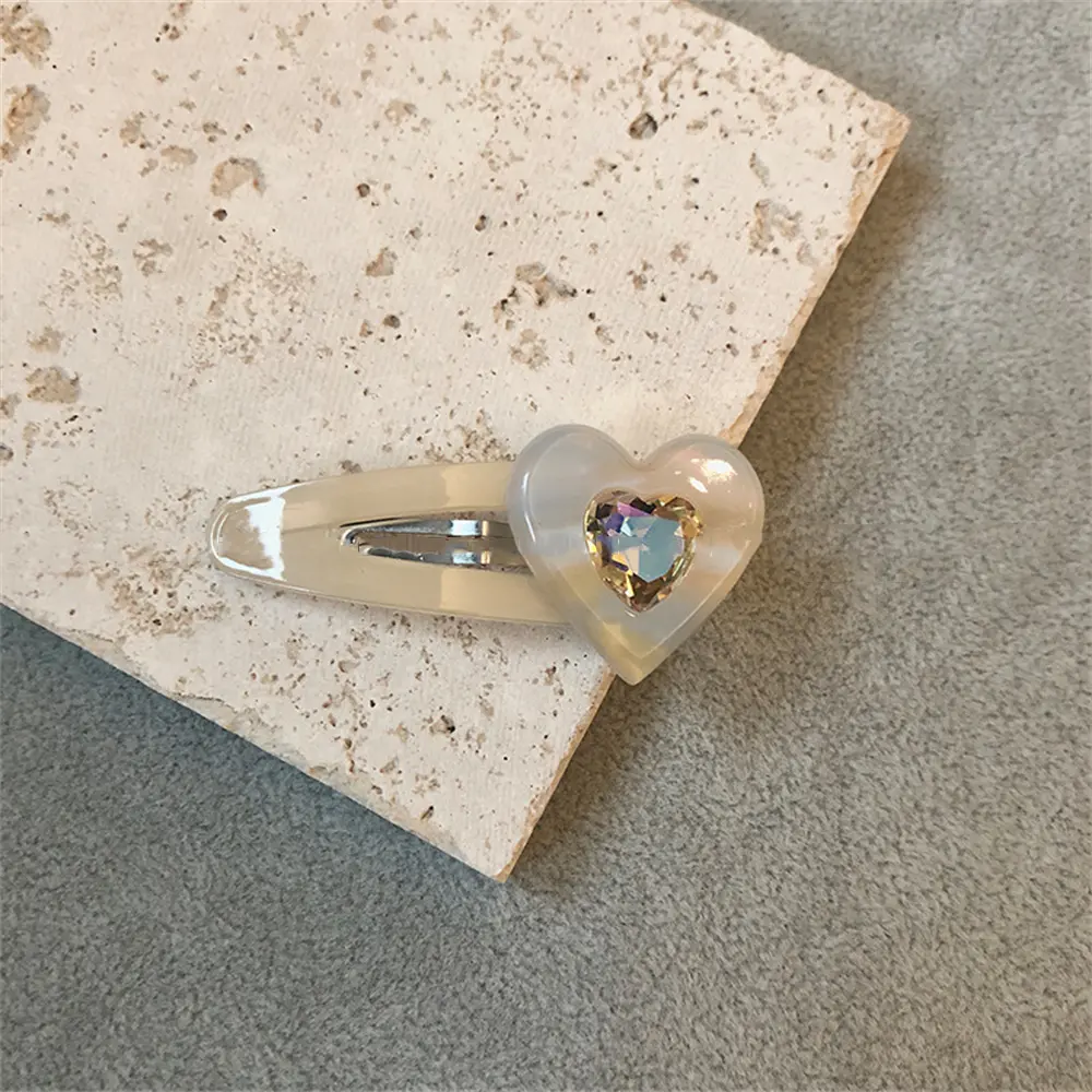 Korean Ins Style Acetate Love Shape Hair Clips Luxury Rhinestone Bb Hairpin For Girl Sweet Side Bangs Barrettes Hair Accessories