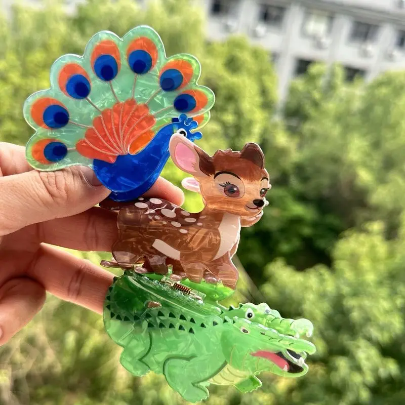 1pc New personalized acrylic clip for cute hair accessories, peacock hair clip, back of the head, coiled hair, shark clip