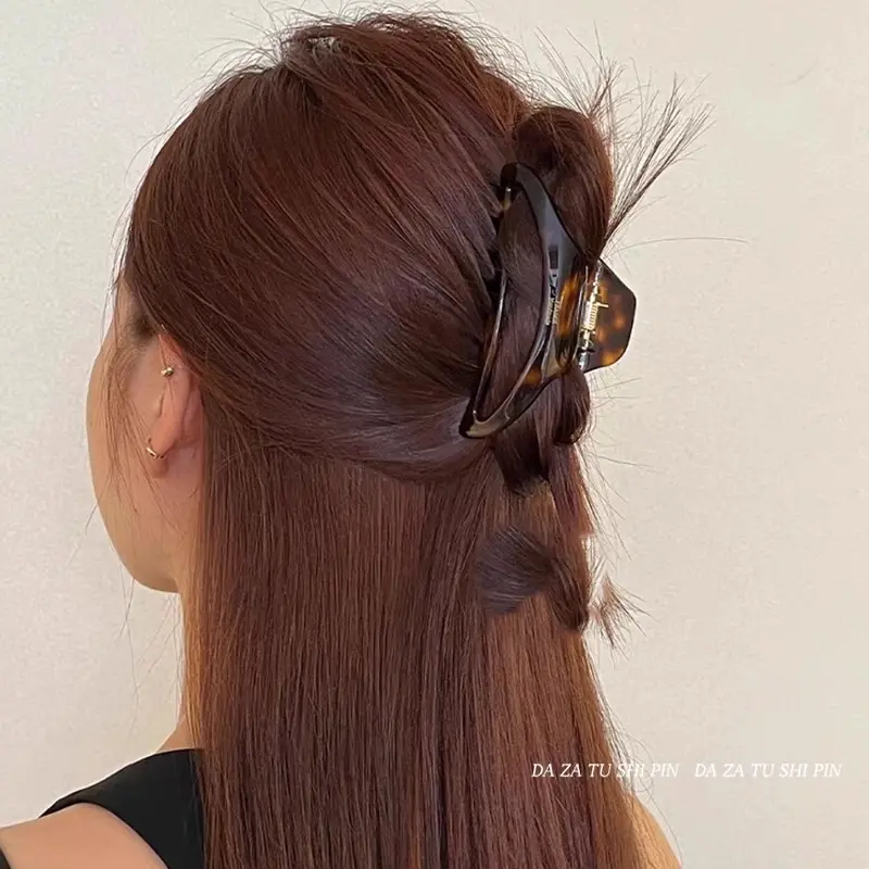 French Style Vintage High Quality Hollow Hair Claw For Women Girl Sweet Hair Ornament Claw Clip Hair Clip Fashion Hair Accessory