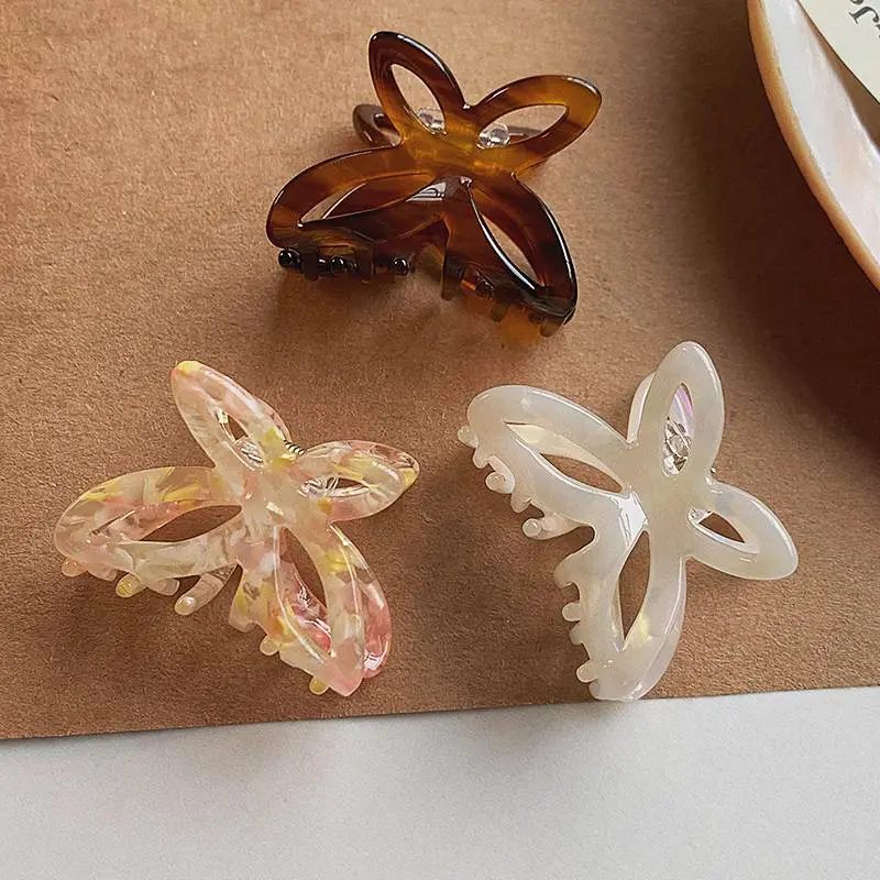 New Butterfly Hair Clips Women Retro French Personality Jelly Hairpin Plastic Green Hair Claw Ladies Hairgrips Hair Accessories