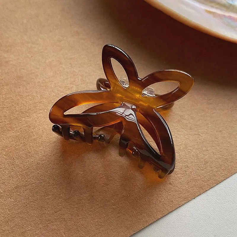 New Butterfly Hair Clips Women Retro French Personality Jelly Hairpin Plastic Green Hair Claw Ladies Hairgrips Hair Accessories