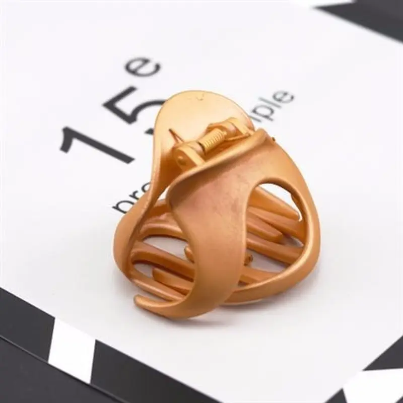Simple Fashion Hair Clips for Hair Claw Clip Hair Clips for Women Frosted Solid Color Girls Claw Clip Hairpin Hair Accessories