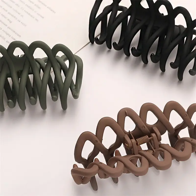 Fashion Women Hair Claw Plastic Hair Clips Elegant Colorful Solid Color Mesh Hollow Out Claw Clip Girls Hair Accessories Gift