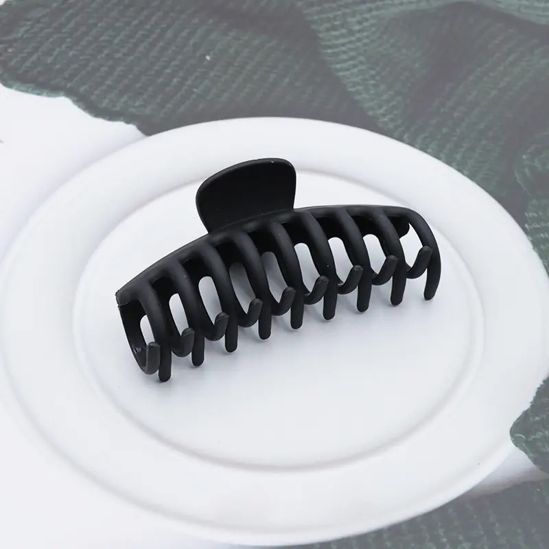 New Solid Color Claw Clip for Women Frosted Large Size Hair Clips Ponytail Clip Crab Hair Clips Lady Elegant Hair Accessories