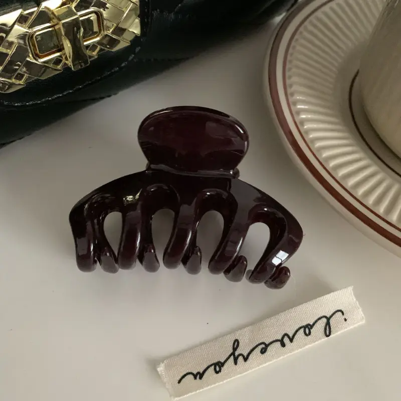 Fashion Women Hair Claw Elegant Colorful Solid Color Claw Clip Girls Hair Barrettes 7cm Hair Clips Hair Accessories 2022 New