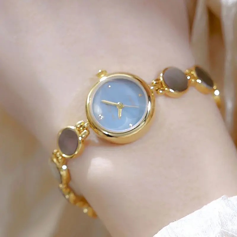 Women Wrist Watches Fashion Brand Luxury Unique Design Ladies Quartz Watches For Female Clock Dropshipping Bracelet Watch Women
