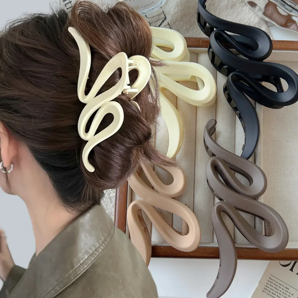 13cm Acrylic Hair Clips For Women Hairpin Matte Wave Hair Claw Clip Hair Accessories Girls Headwear 4 Colors New