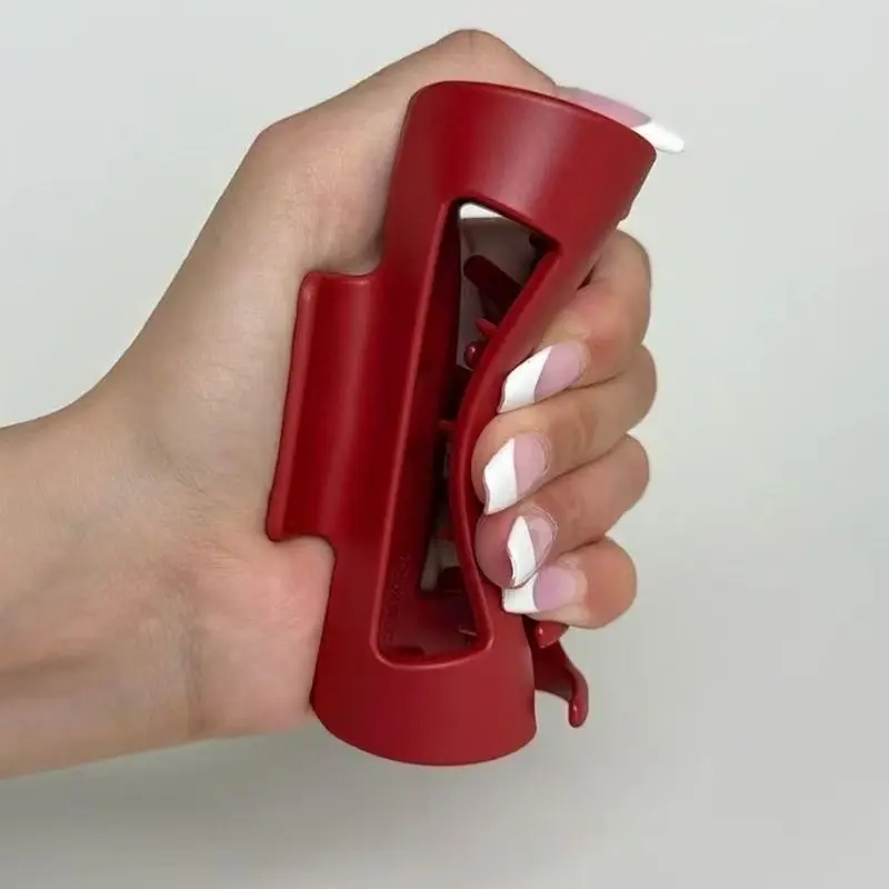 1pc Soft silicone shark clip with high-end feel, anti drop and non fragile grip clip, new hair accessory