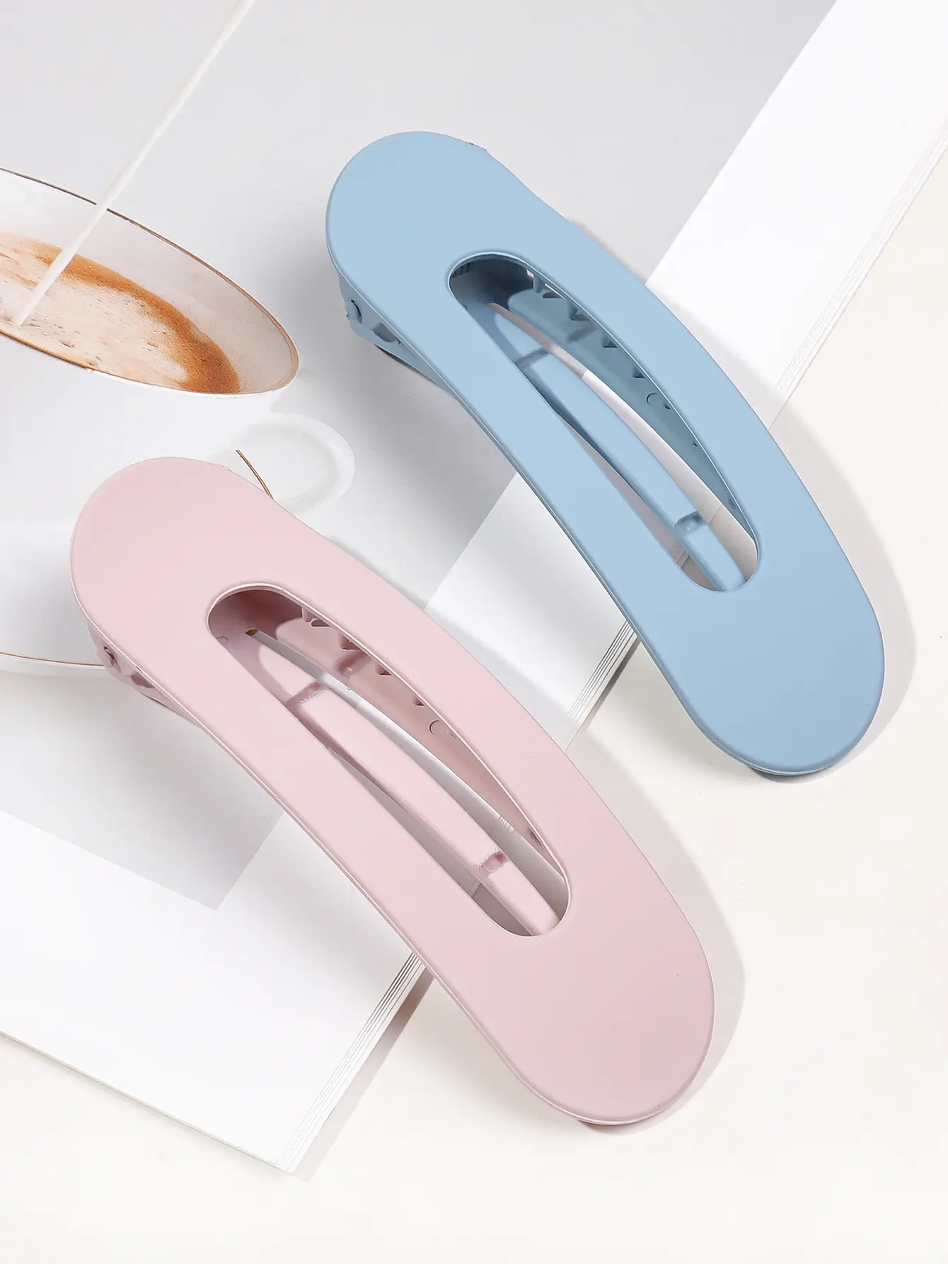 3 Pcs Large Multicolor Flat Hair Claw Clips for Women,Hair Lay Down Clips for Thin Thick Hair,Alligator Clips Hair Accessories