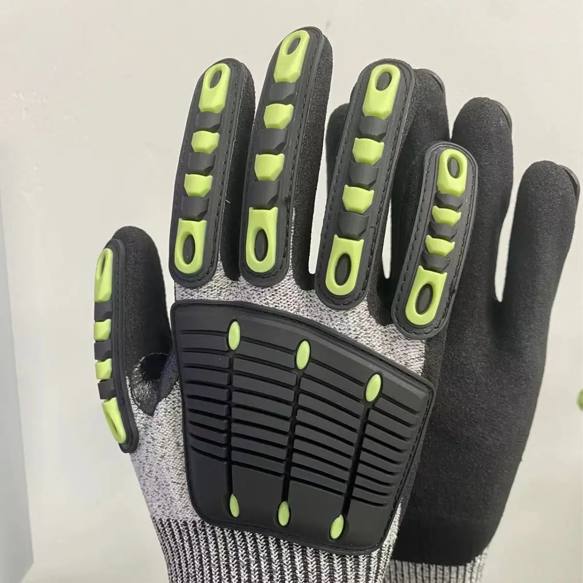 Anticutting Gloves, Grade5 Labor Protection Gloves, Nitrile Anti Slip and Wear-resistant Super Factory Wholesale andDistribution