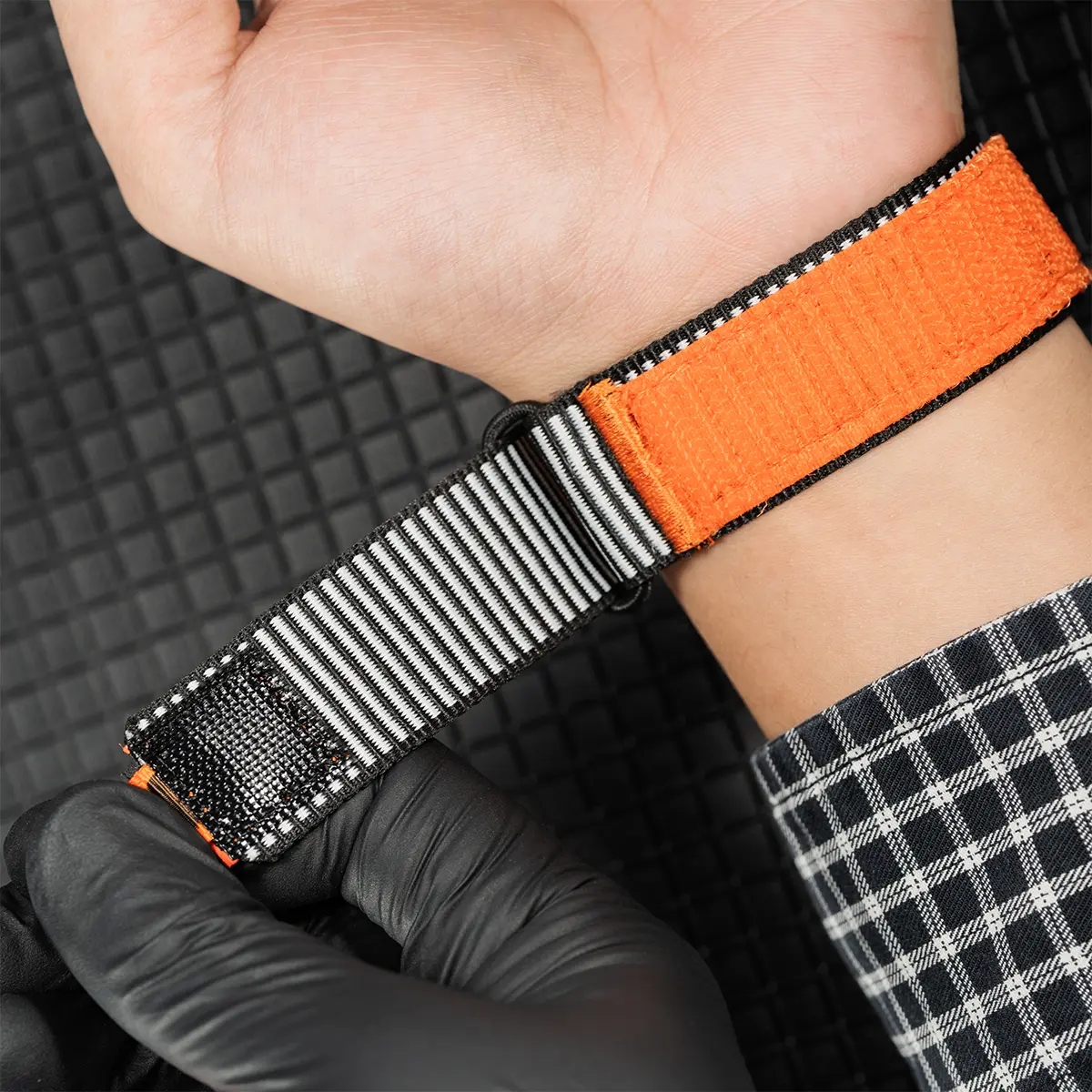 Nylon Loop Strap for Apple Watch Band 46mm 40mm 44mm 45mm 42mm 41mm 38mm Smart Belt Bracelet for IWatch Ultra 49mm 8/7/6/SE/5/4