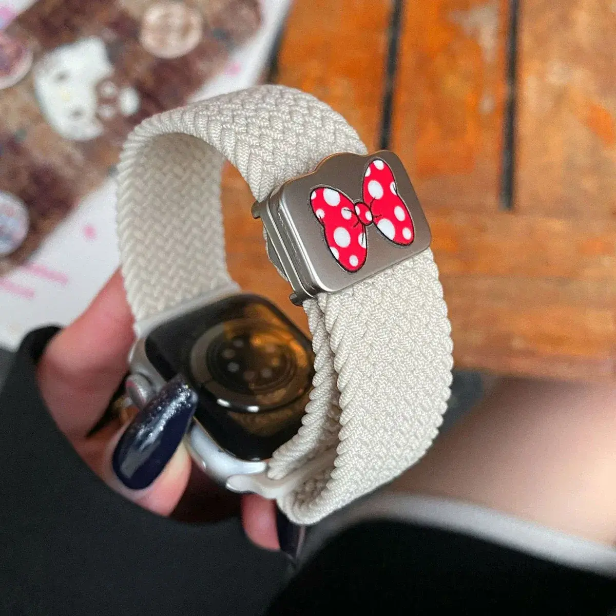 Magnetic Cartoon Cute Bowknot Strap For Apple Watch Band Ultra2 49mm 45mm 44 41 42 Correa Band For Iwatch Series 10 9 8 SE 7 6