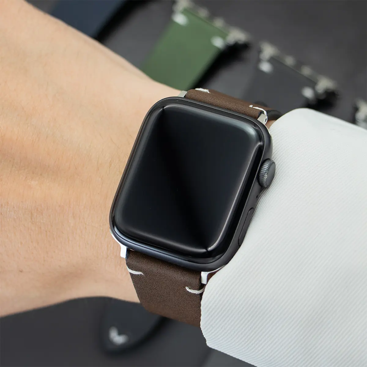 Leather strap For Apple watch band 44mm 45mm 41mm 40 42 46mm bracelet belt strap iWatch series 10 9 8 7 3 4 5 6 se ultra/2 49mm