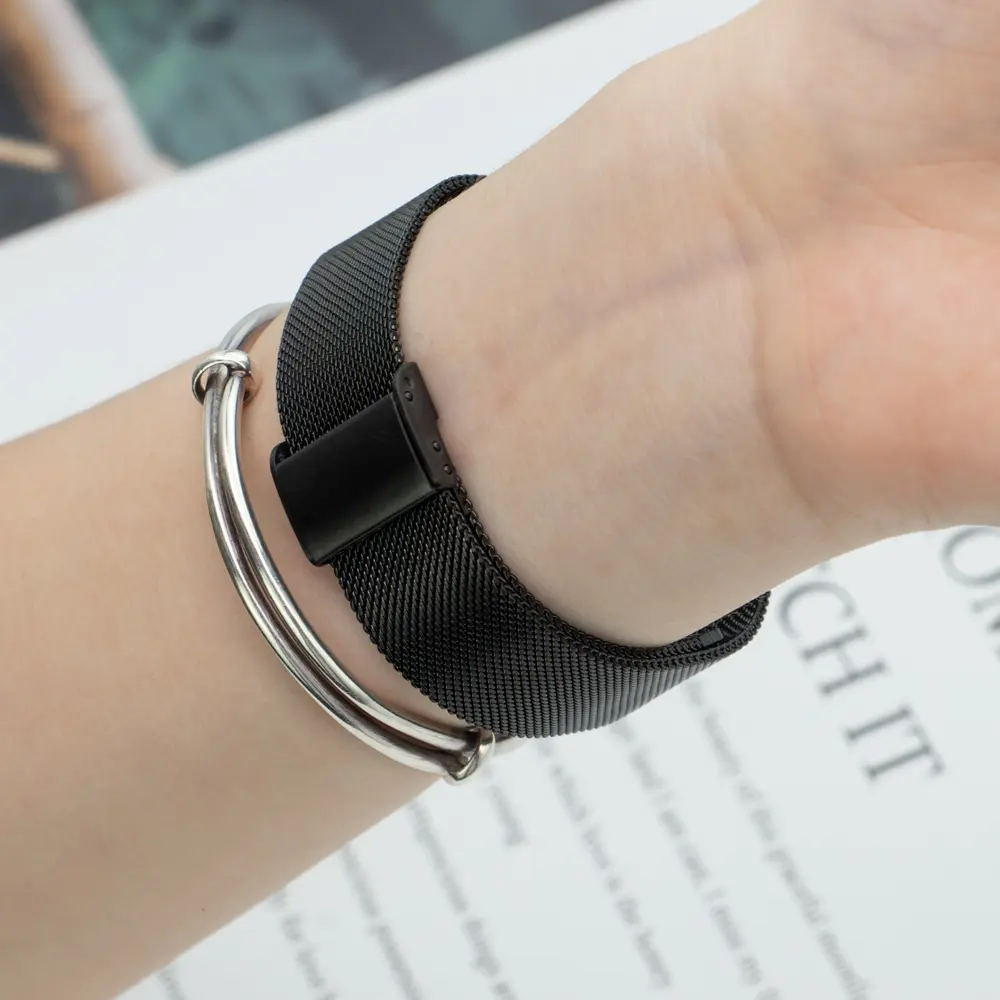 Milanese Strap for Apple Watch 44mm 40mm 45mm 41mm 42mm 38mm 49mm Metal Bracelet iWatch Series Ultra 8 7 6 5 4 3 SE 44 45mm band