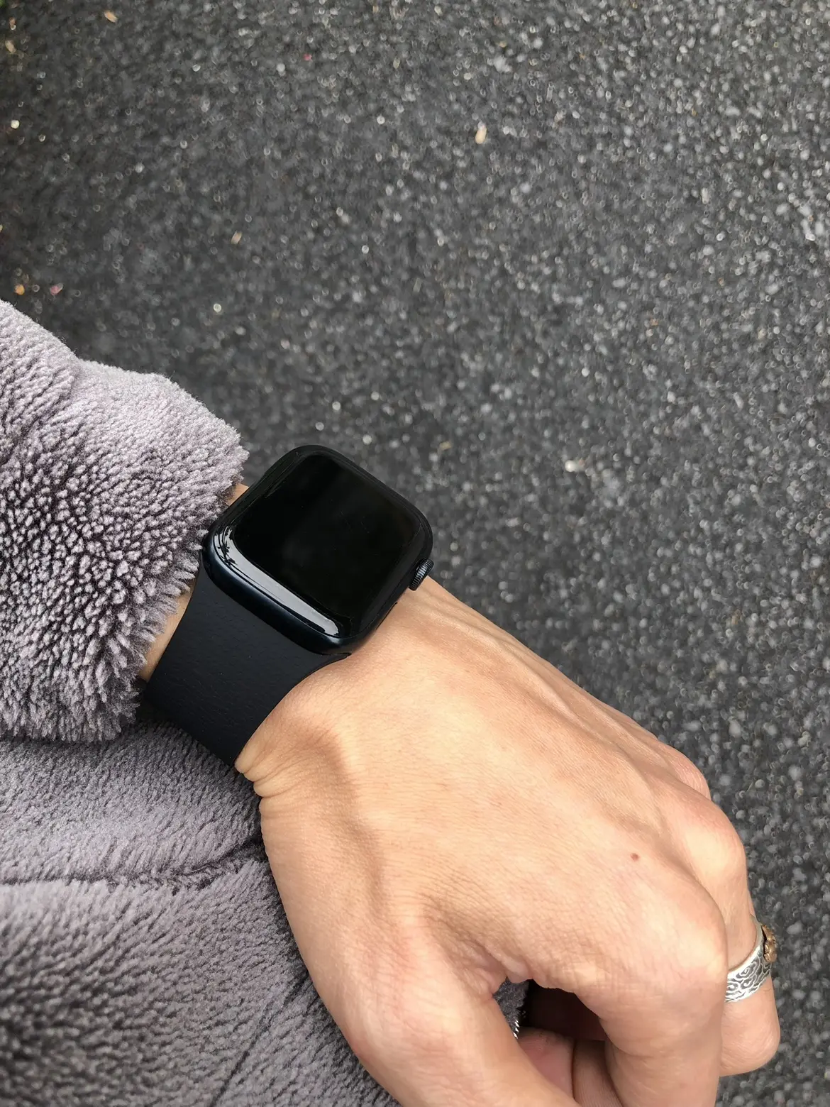 Magnetic Strap for Apple Watch Band 44mm 45mm 40mm 46mm 41mm 42 mm 38 Silicone Bracelet iWatch Series 10 9 8 7 6 Se Ultra 2 49mm