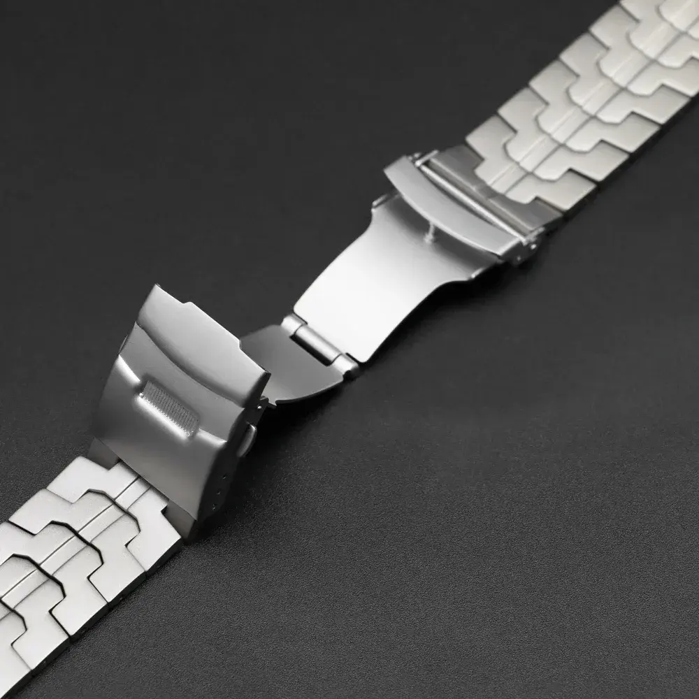 Titanium Strap for Apple Watch Ultra2 49mm 45mm 44mm 38mm 41mm Band Luxury Men's Style Bracelet for IWatch SE 9 8 7 6 5 4 3