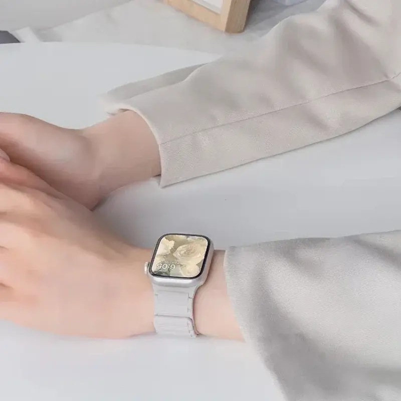 Magnetic Strap for Apple Watch 46mm 42mm 49mm 45mm 41mm 40/44mm Silicone Band for IWatch Ultra 2 Series 10 9 8 7 6 SE 5 Correas