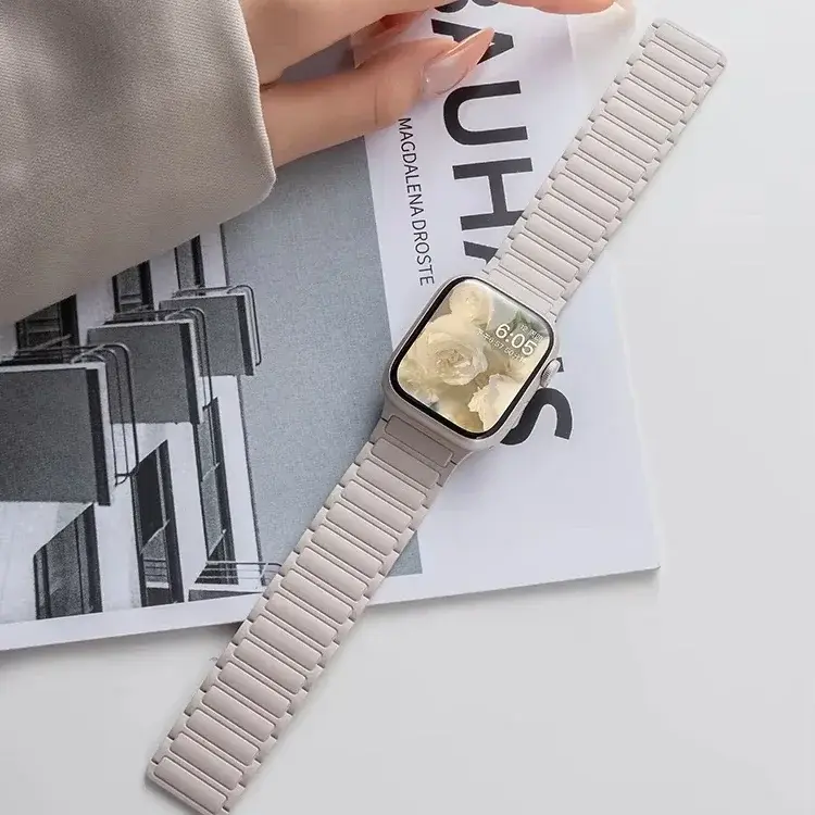 Magnetic Strap for Apple Watch 46mm 42mm 49mm 45mm 41mm 40/44mm Silicone Band for IWatch Ultra 2 Series 10 9 8 7 6 SE 5 Correas