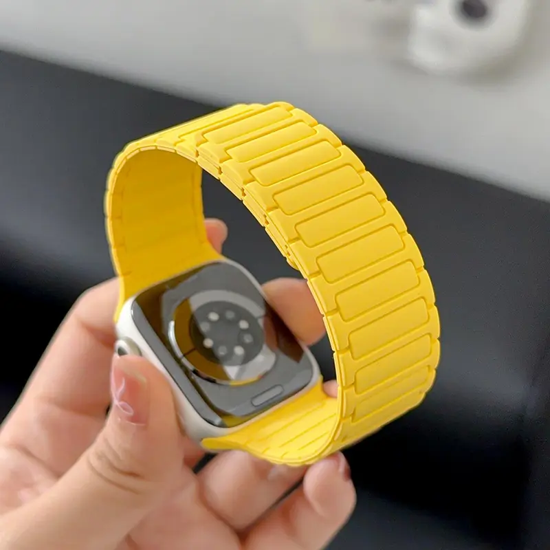 Magnetic Sports Band for Apple Watch Ultra 2 49mm 46mm 45mm 44mm 42mm 38 40 41mm Silicone Strap for IWatch Series 10 9 8 7 6 5 4