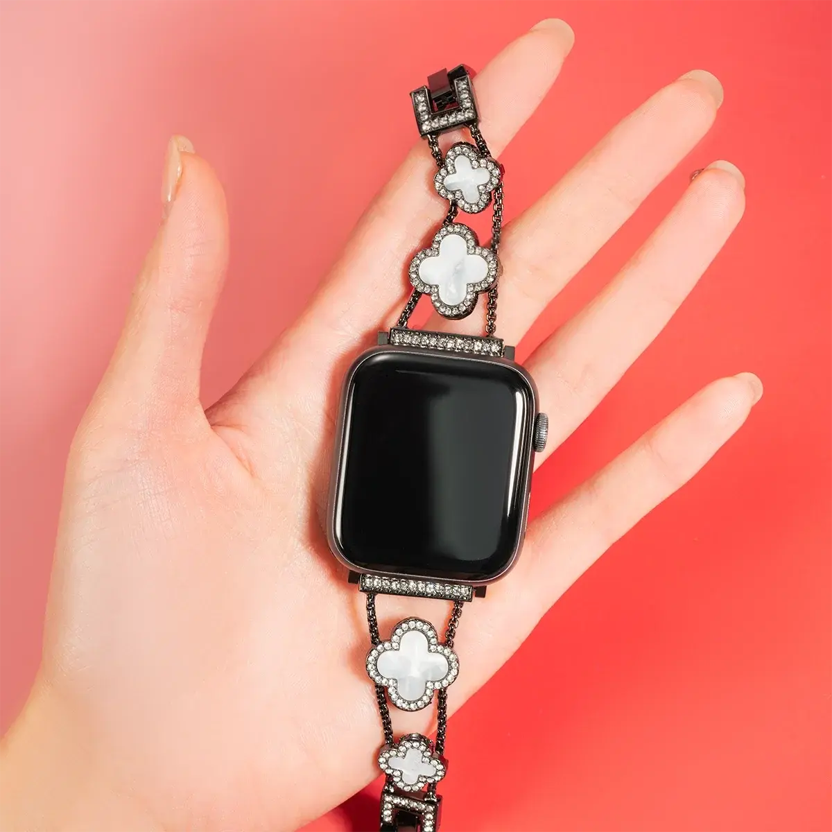 Diamond Four-leaf Clover Metal Strap for Apple Watch Ultra2 49mm 46mm 44/42/41/40/38mm Band for Iwatch Series10 987SE6 Bracelets