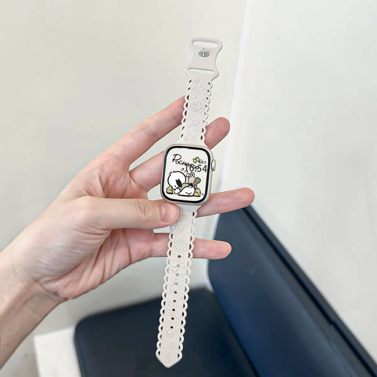Floral Engraved Strap For Apple Watch Band 41mm 40mm 44mm 45mm 42mm 38mm 49mm Silicone Sport iWatch Series 10 SE 9 8 7 6 Ultra 2